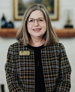 Anna Sweeden headshot